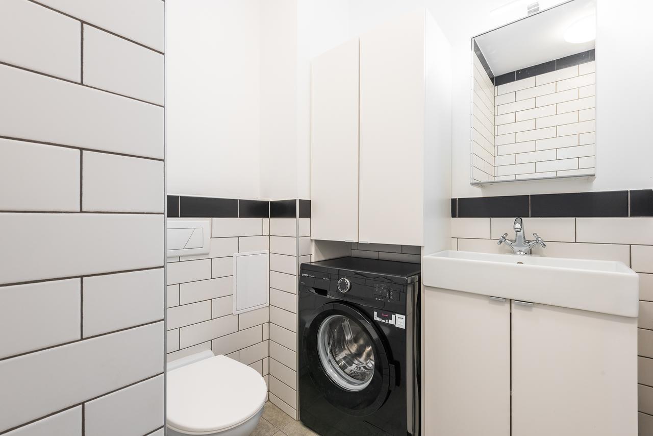 Bellagio Apartment B Прага Екстериор снимка